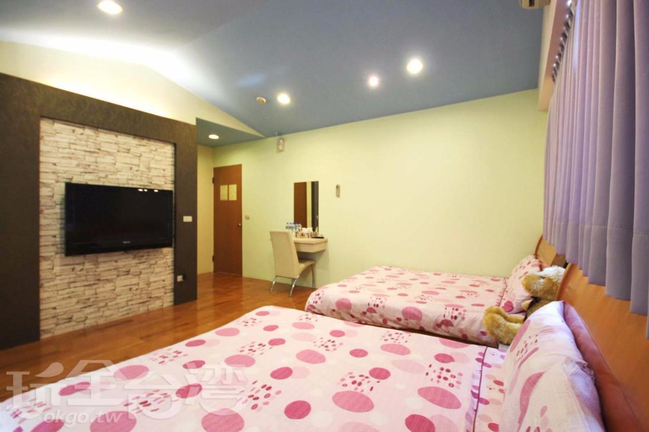 Chong Er Ya She Homestay Jiji Exterior photo