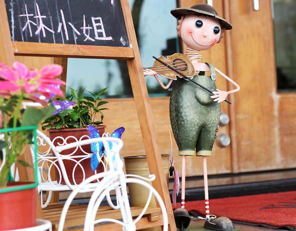 Chong Er Ya She Homestay Jiji Exterior photo