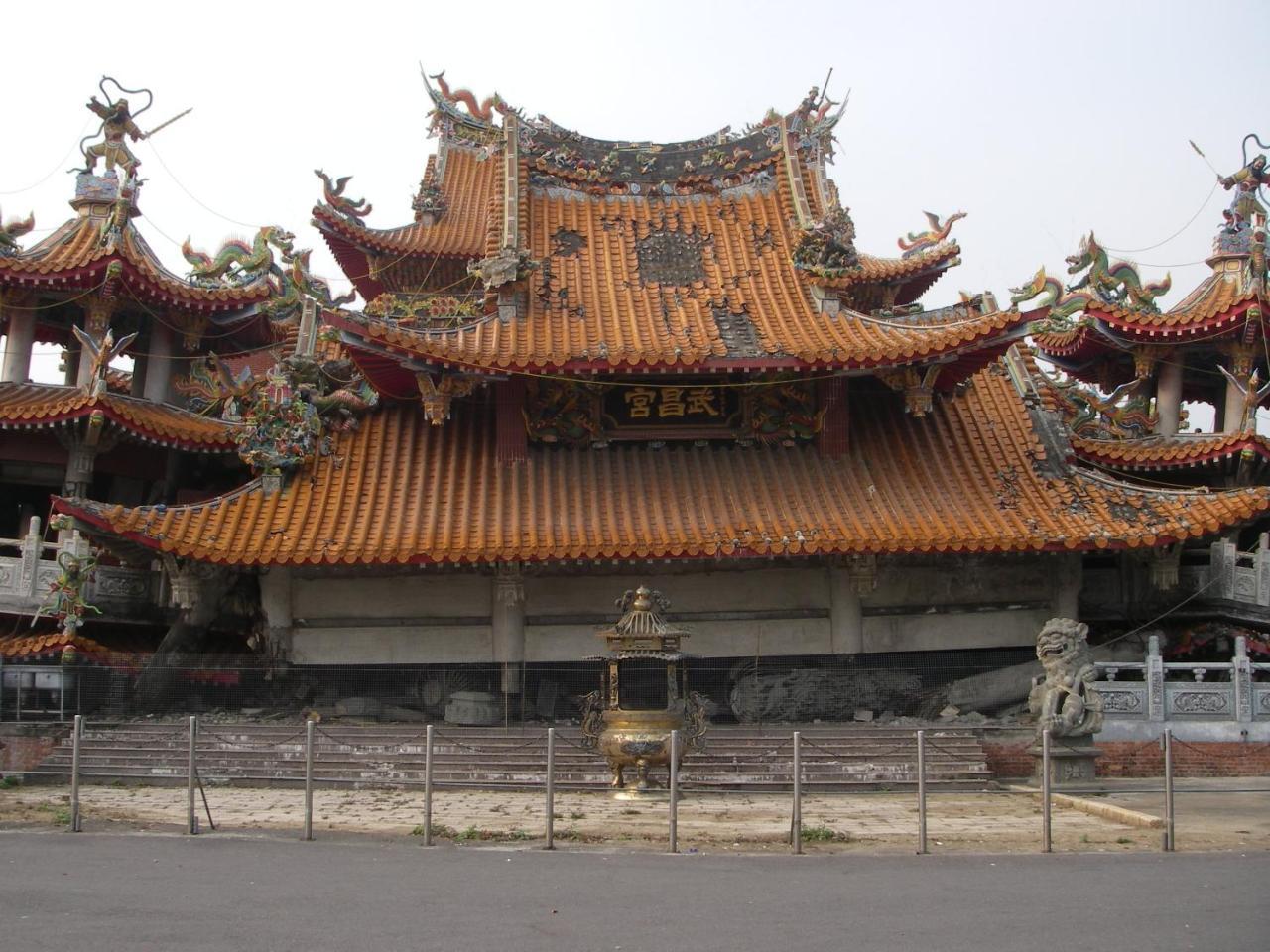 Chong Er Ya She Homestay Jiji Exterior photo